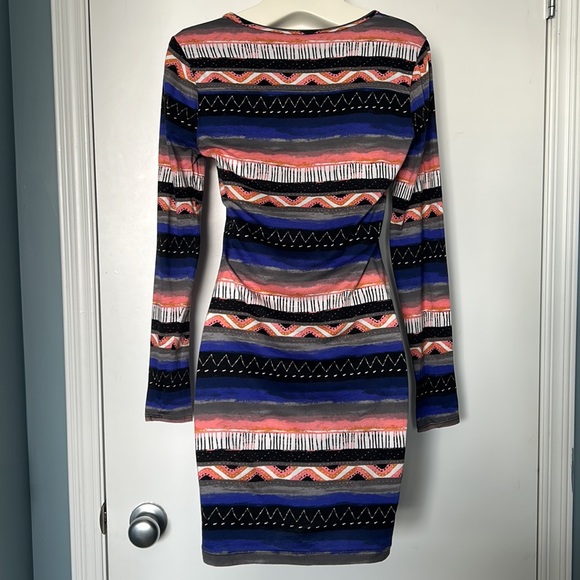 Hurley Casablanca Print Dress - Picture 3 of 12